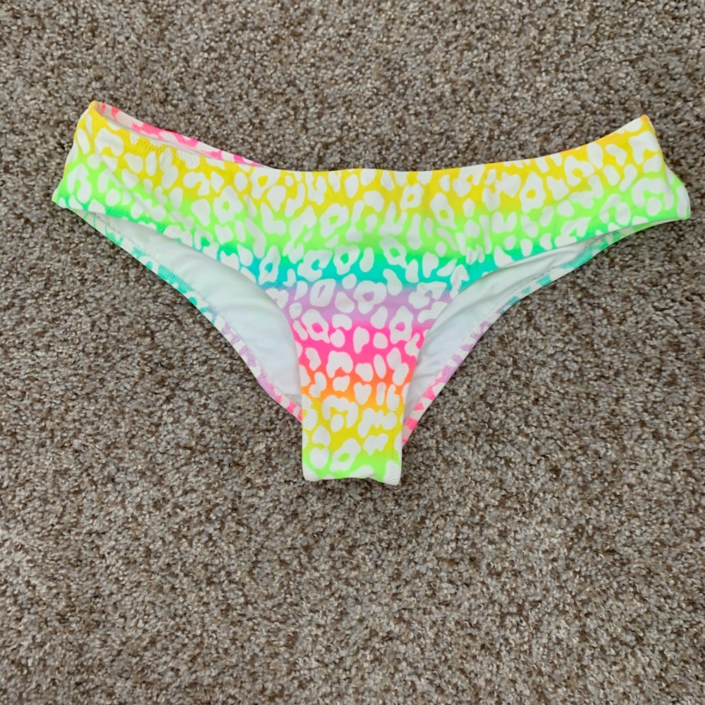 VS Cheetah Bikini bottoms
